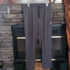 Reebok stretch active wear